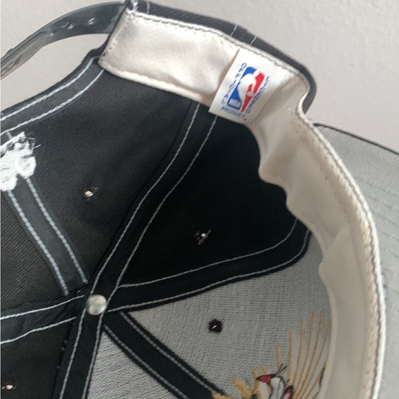 90s Chicago bulls snap back - Picture 6 of 7